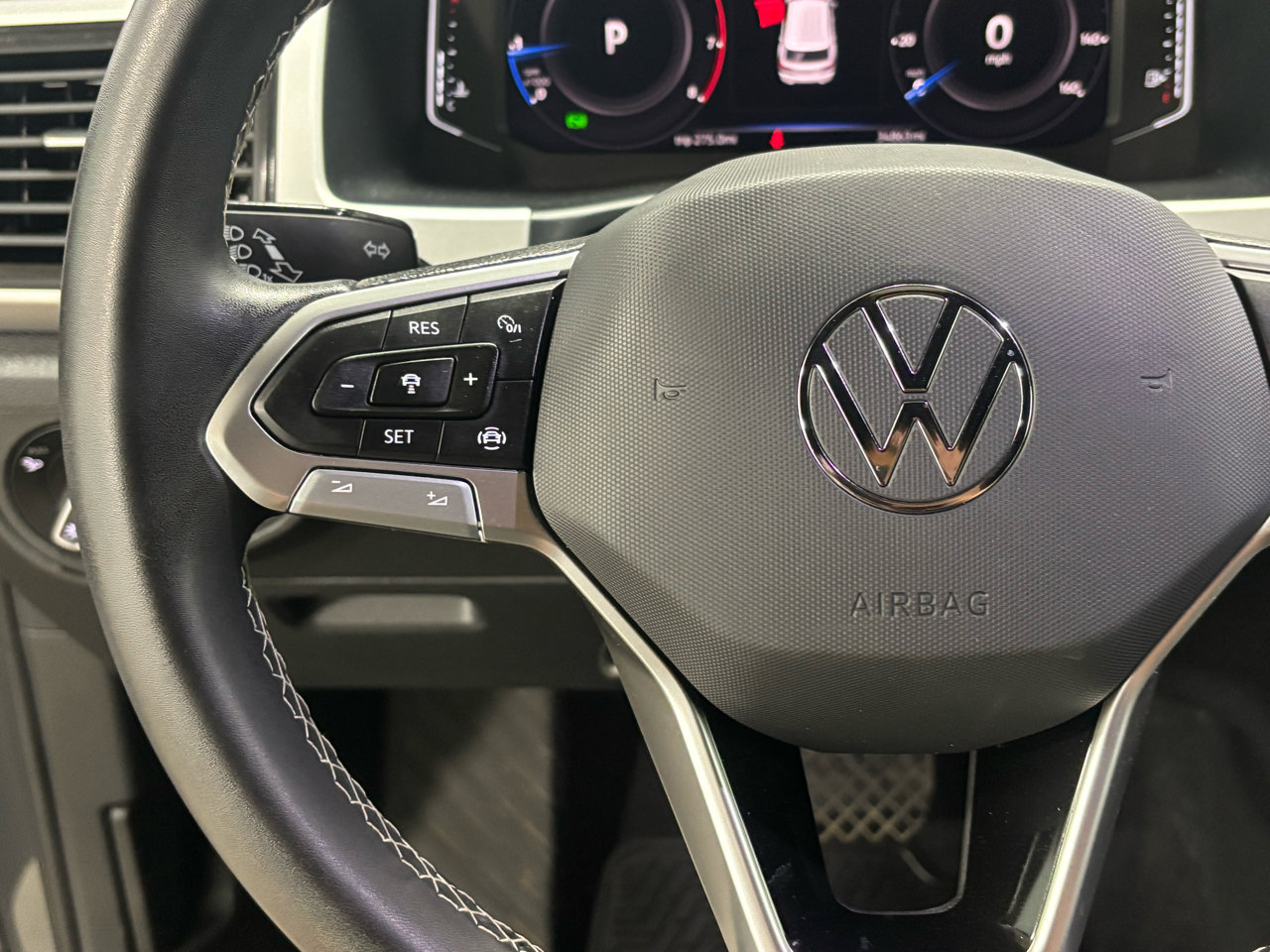 Used 2023 Volkswagen Atlas SE w/ Technology Package w/ Black Wheel Package image 39