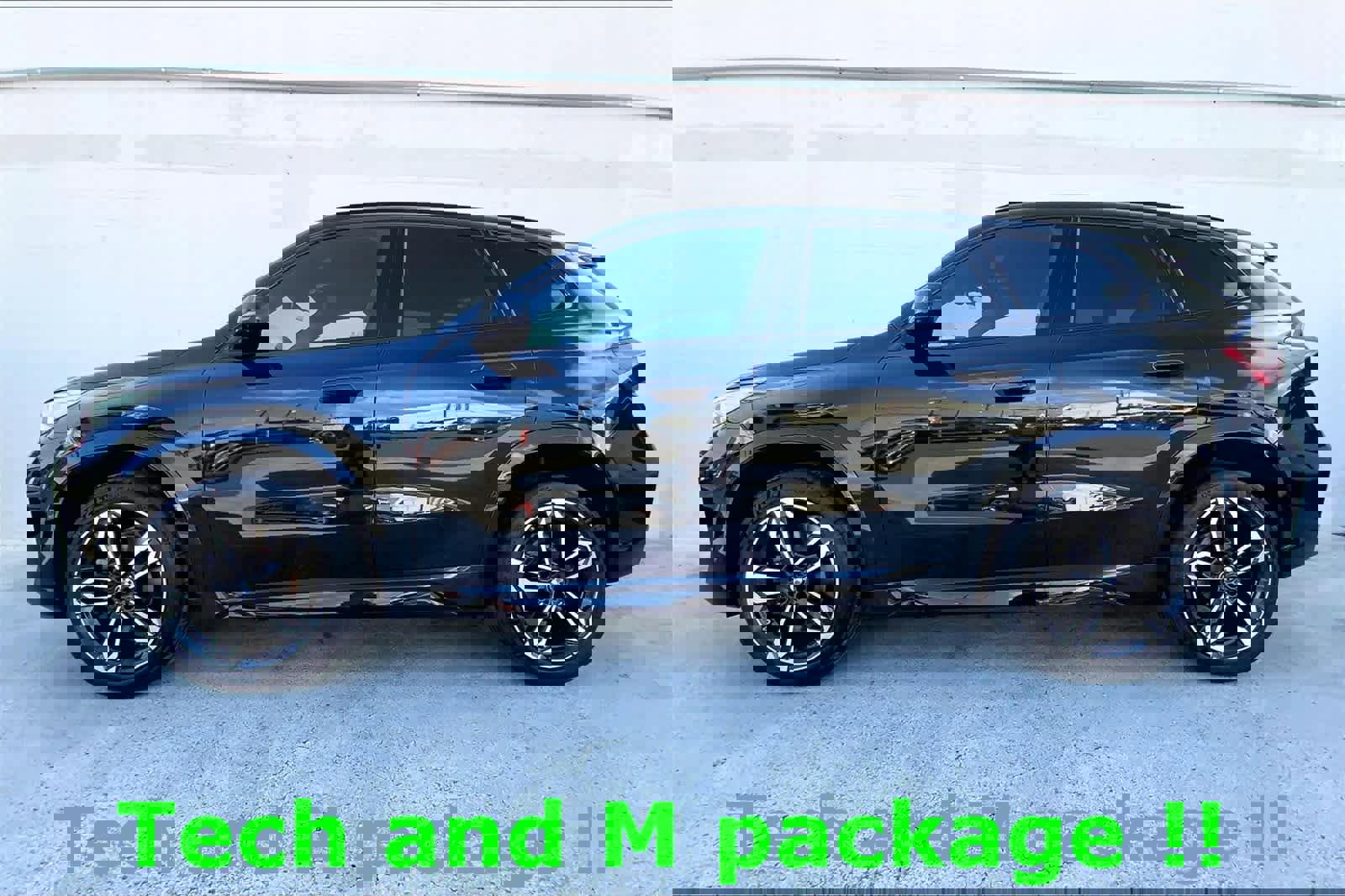 Used 2025 BMW X1 xDrive28i w/ Technology Package image 4