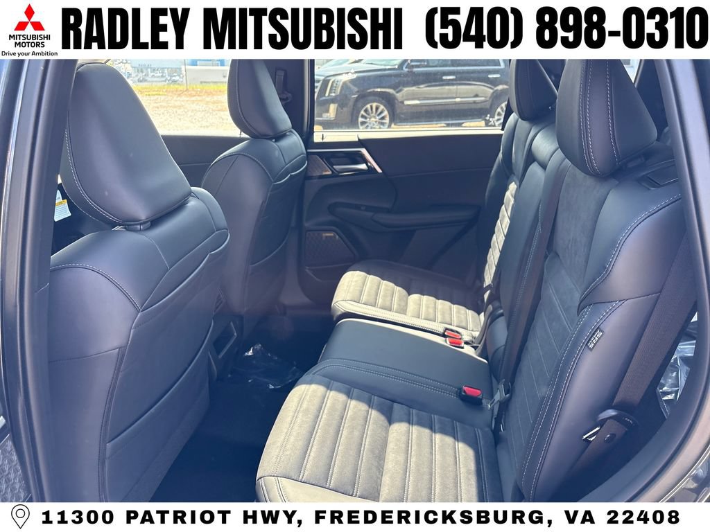 New 2026 Mitsubishi Outlander SE FWD image 12