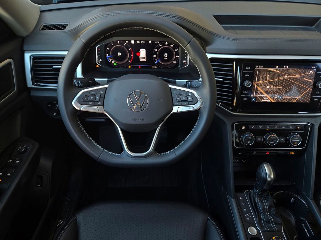 Used 2023 Volkswagen Atlas SEL image 13