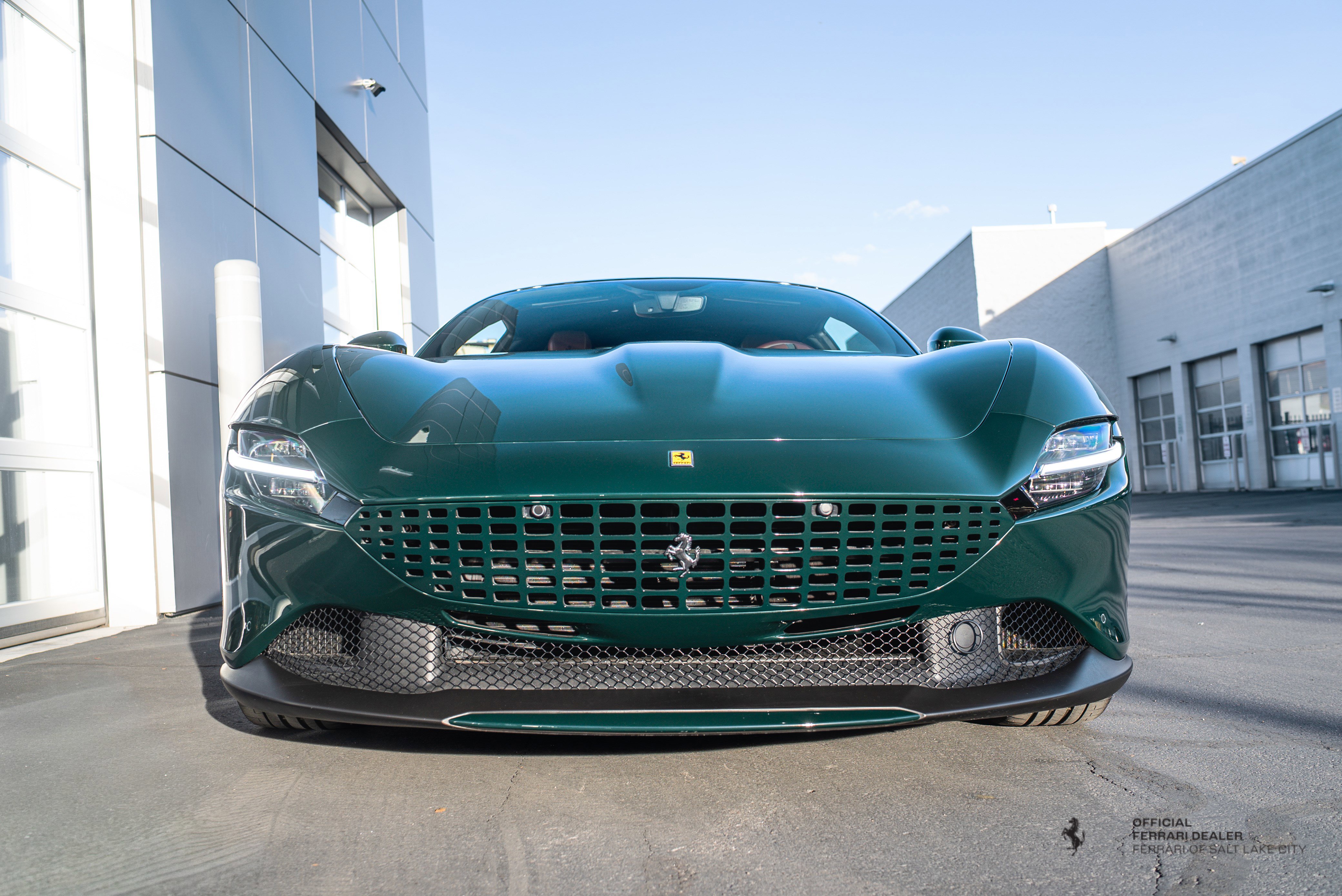 Used 2022 Ferrari Roma image 2