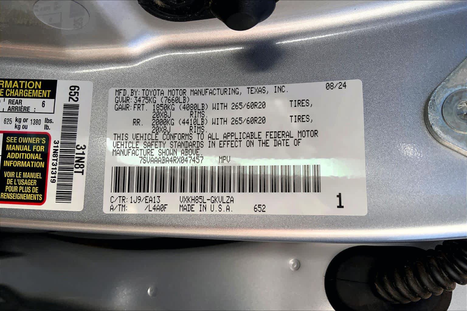 Used 2024 Toyota Sequoia Limited AWD/4WD image 37