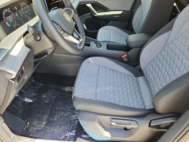 New 2026 Volkswagen Tiguan S AWD/4WD image 7