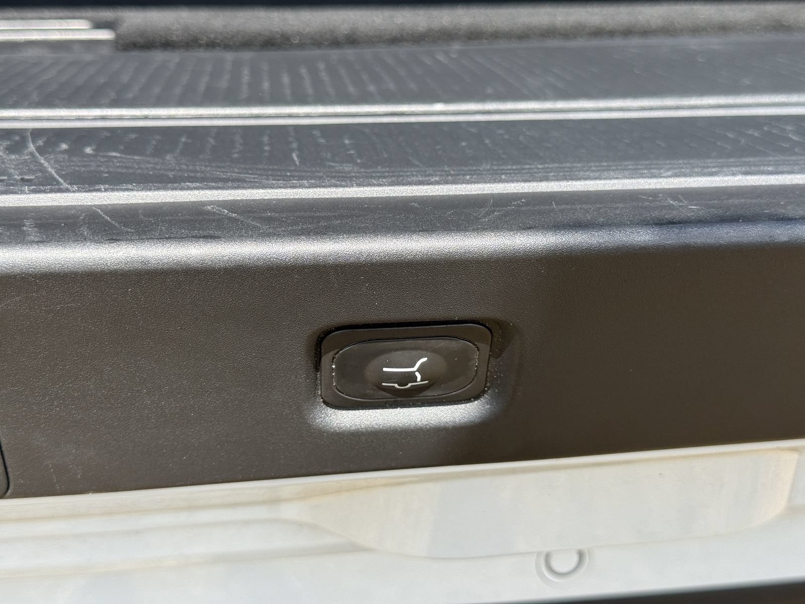 Certified 2025 Ford Expedition Active RWD image 18