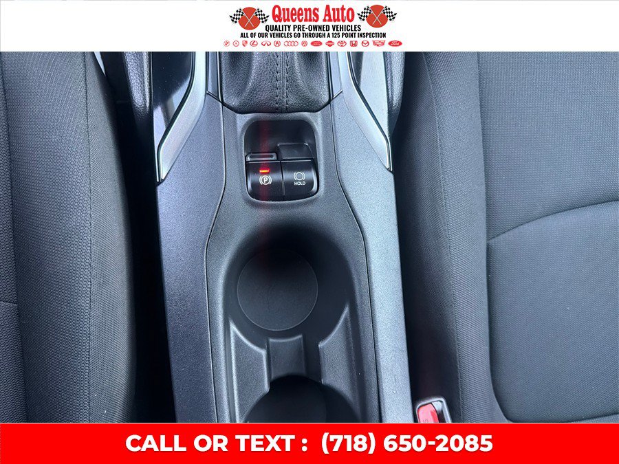 Used 2022 Toyota Corolla Cross LE AWD/4WD image 17