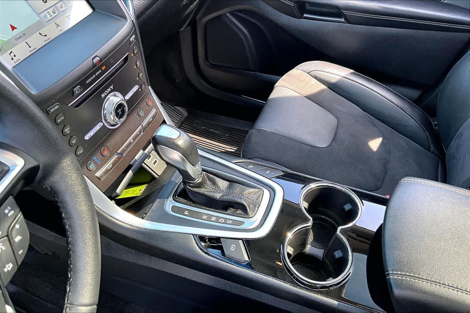 Used 2018 Ford Edge Sport w/ Equipment Group 401A AWD/4WD image 17