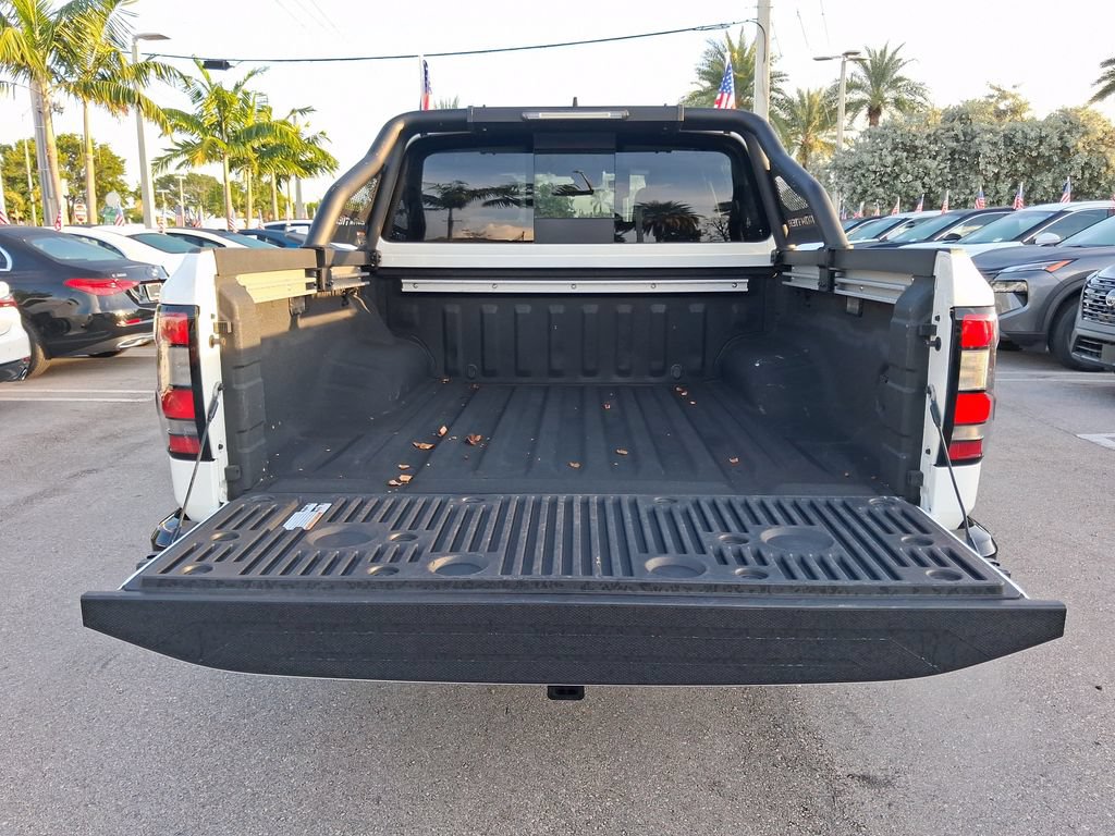 Used 2024 Nissan Frontier SV w/ Hardbody Edition AWD/4WD image 14