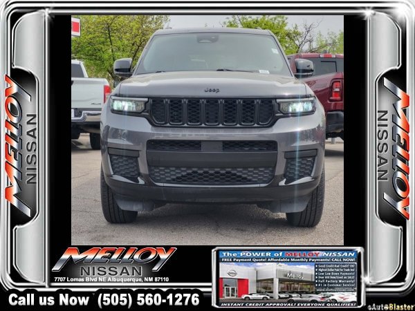 Used 2024 Jeep Grand Cherokee L Laredo AWD/4WD image 2