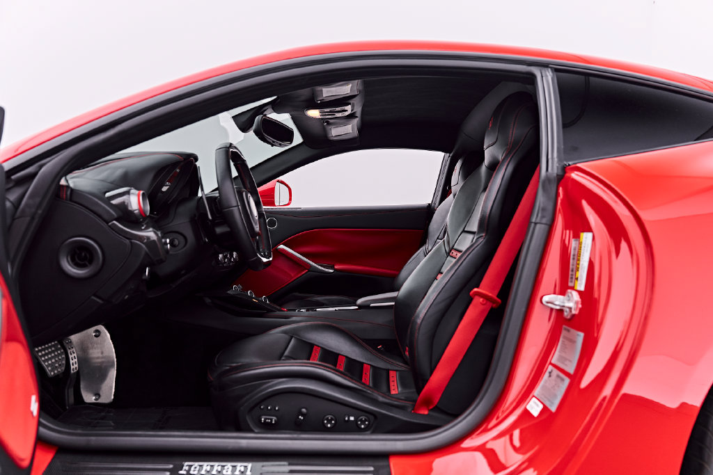 Used 2016 Ferrari F12 Berlinetta RWD image 46