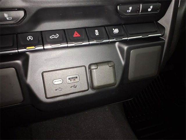 Used 2021 Chevrolet Silverado 1500 RST image 26