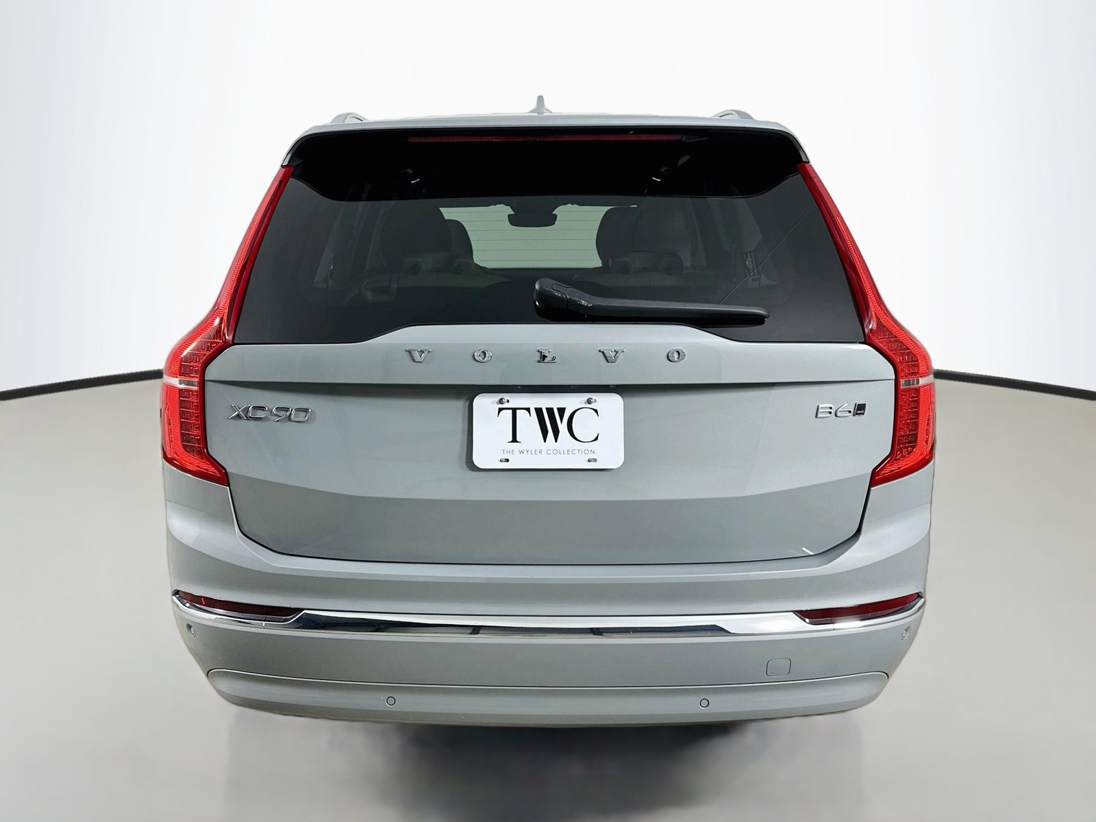 Certified 2024 Volvo XC90 B6 Plus AWD/4WD image 6