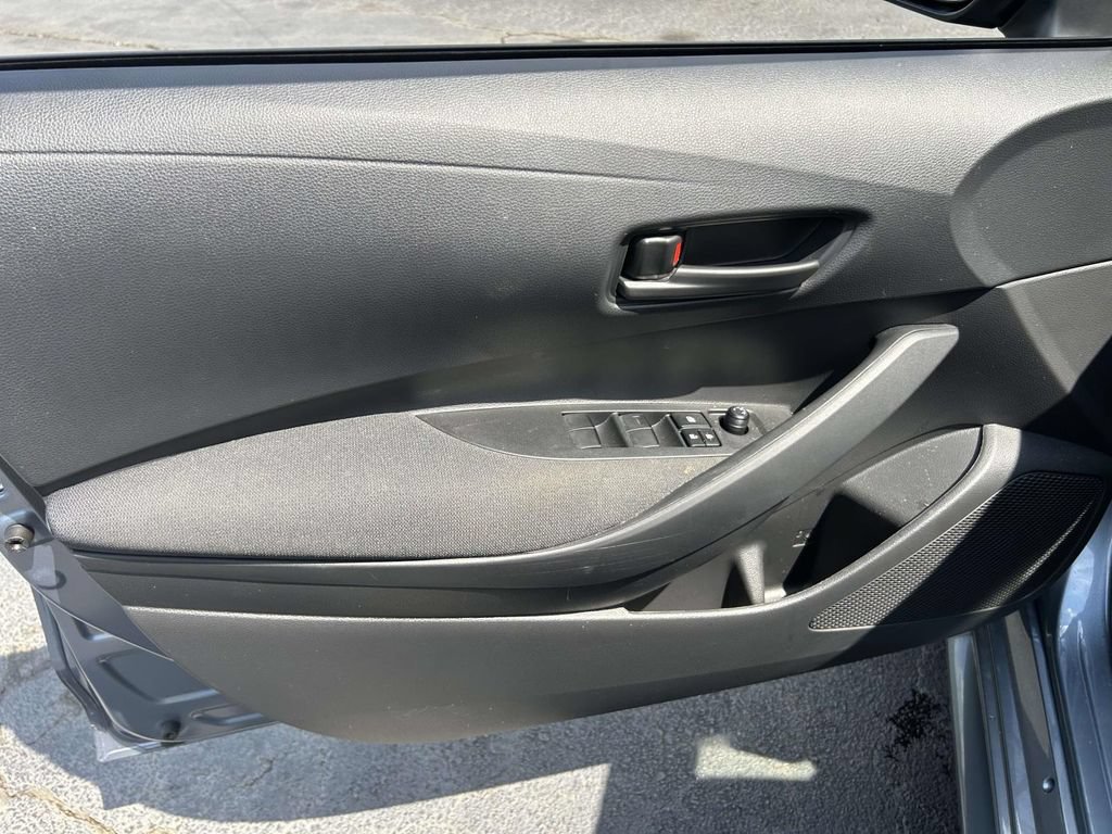 Used 2026 Toyota Corolla LE w/ LE Premium Package FWD image 15