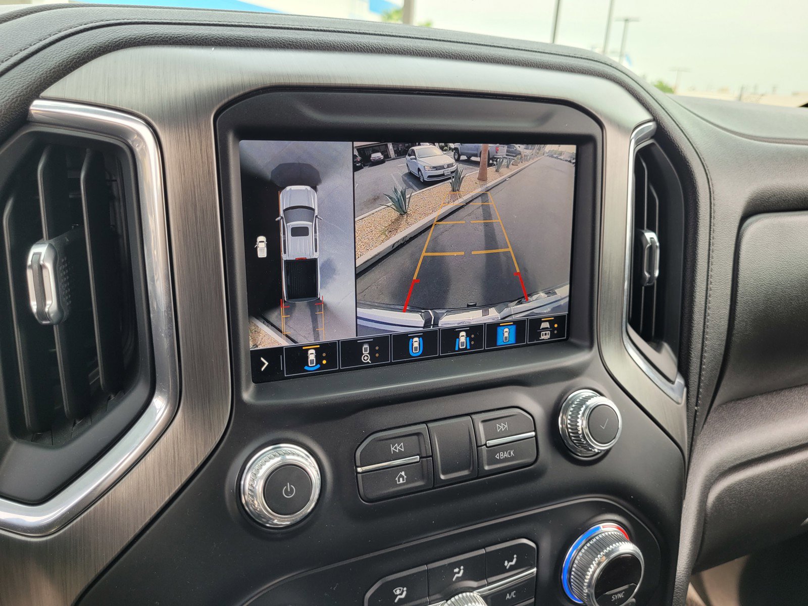 Used 2021 GMC Sierra 1500 Denali w/ Denali Ultimate Package image 16