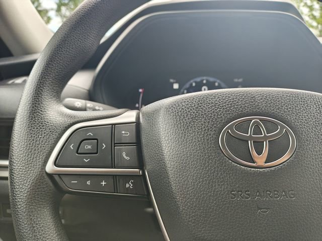 Used 2025 Toyota Grand Highlander FWD image 17