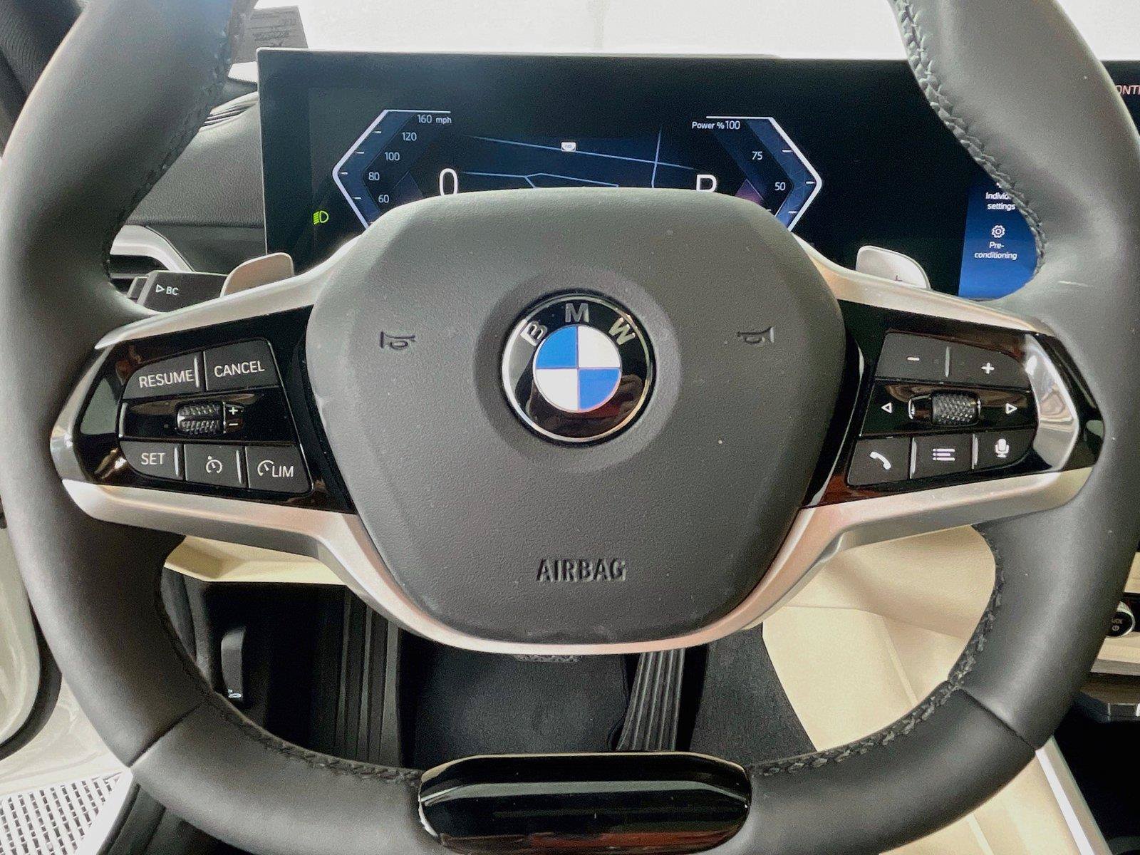 Used 2025 BMW 330i xDrive Sedan w/ Premium Package AWD/4WD image 14