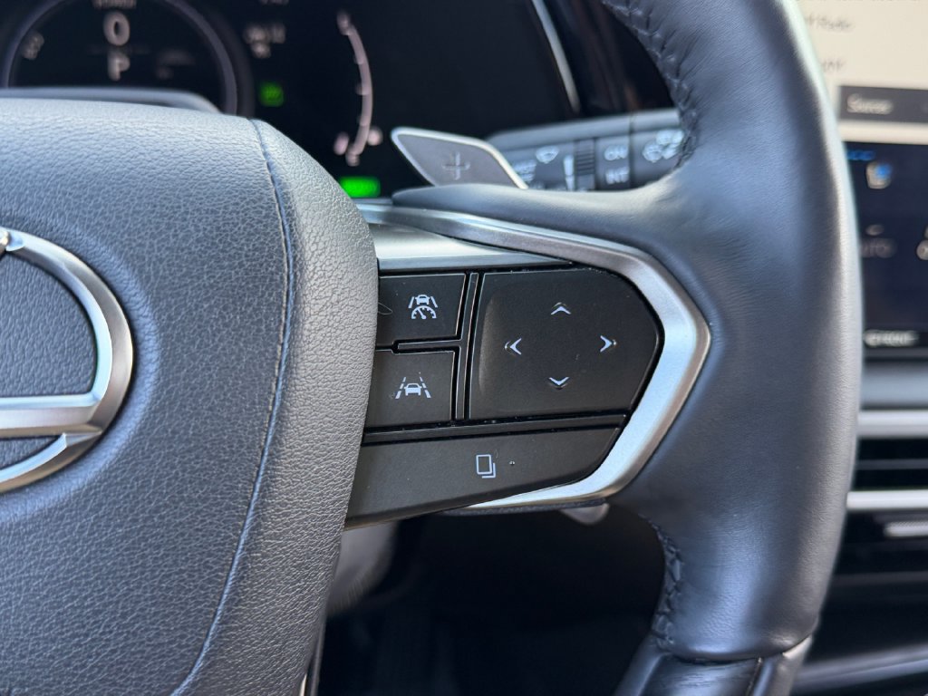 Certified 2024 Lexus RX 450h AWD w/ Convenience Package image 18