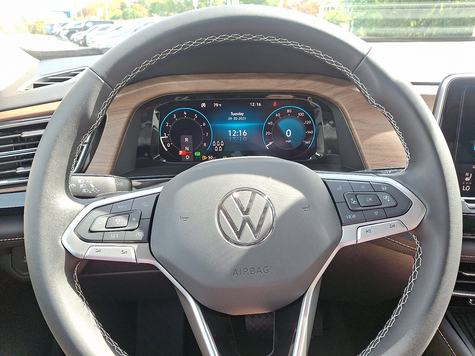 New 2026 Volkswagen Atlas SE image 13