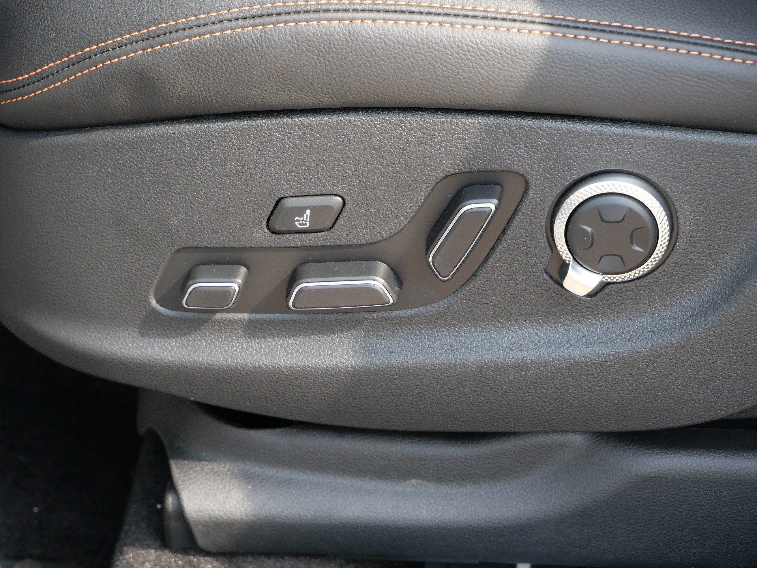 New 2026 Genesis GV70 2.5T Sport Prestige AWD/4WD image 5