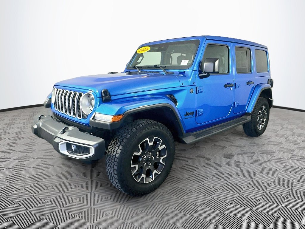 Used 2025 Jeep Wrangler Unlimited Sahara AWD/4WD image 5