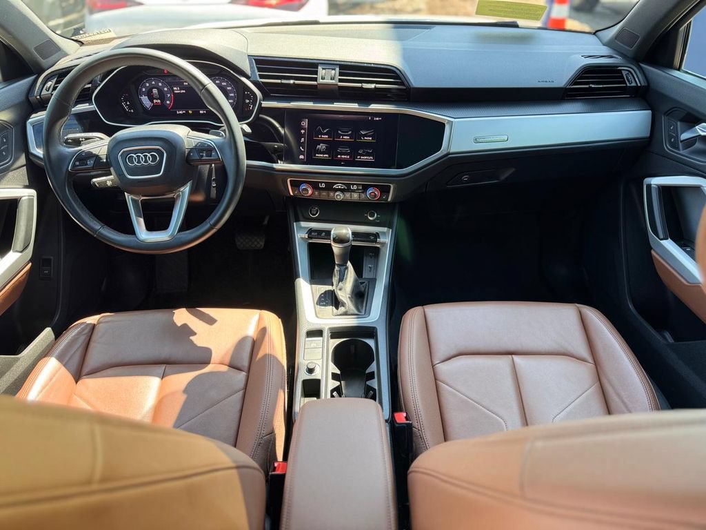 Used 2021 Audi Q3 2.0T Premium w/ Convenience Package AWD/4WD image 22