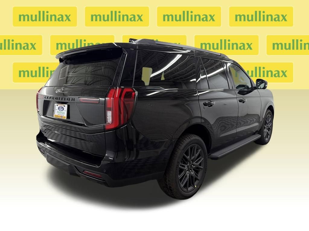 New 2026 Ford Expedition Platinum w/ Stealth Appearance Package image 3