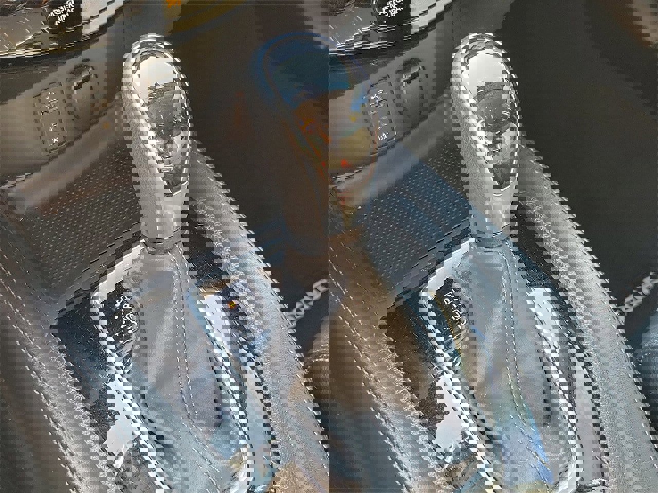 Used 2017 Nissan Rogue SL image 28