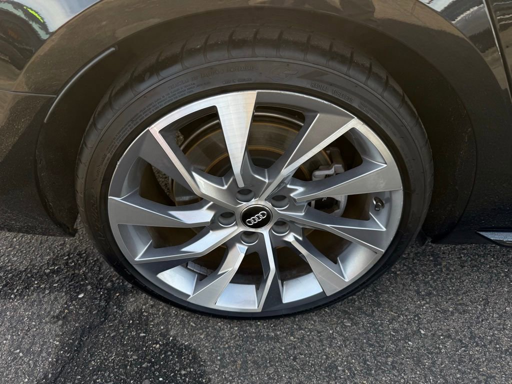 Used 2020 Audi A4 2.0T Premium Plus w/ Premium Plus Package image 9