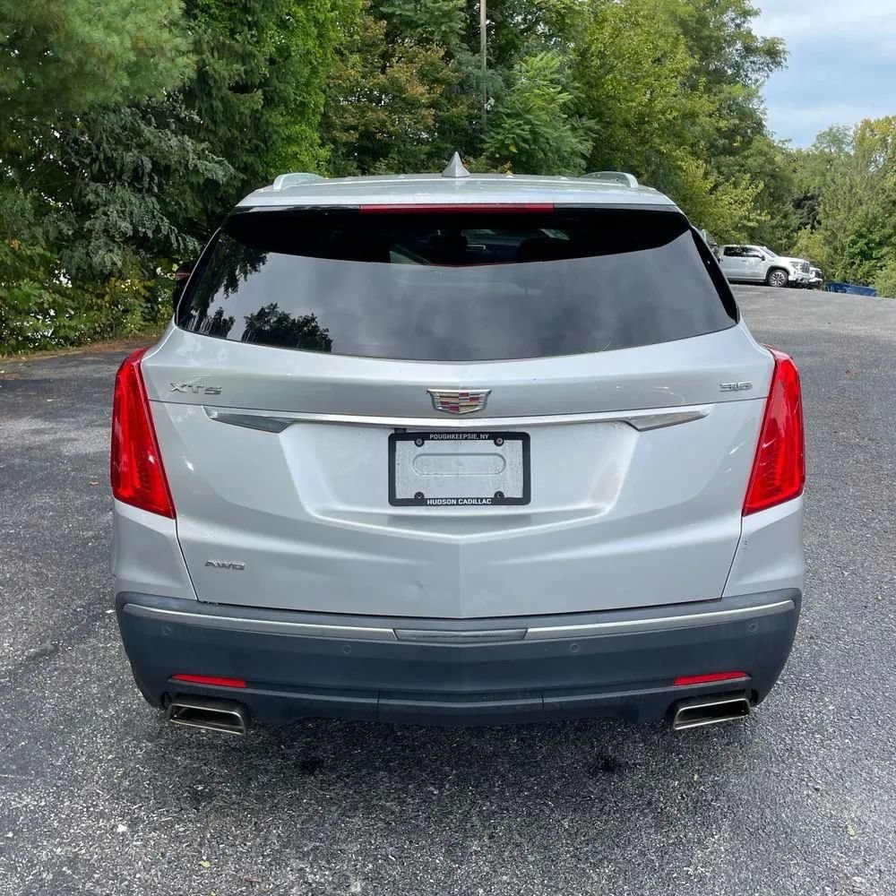 Used 2018 Cadillac XT5 Luxury w/ Driver Awareness Package AWD/4WD image 7