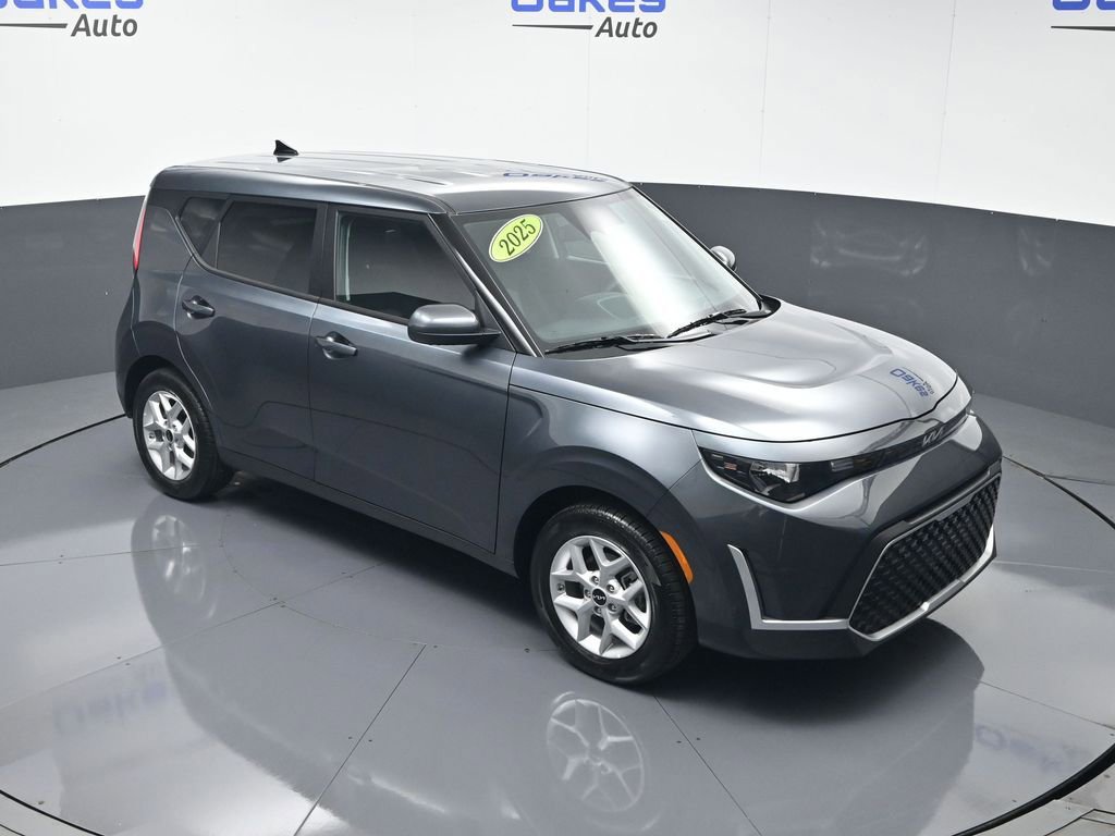 Certified 2025 Kia Soul LX w/ LX Technology Package image 43
