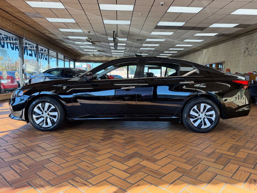 Used 2022 Nissan Altima 2.5 S FWD image 5
