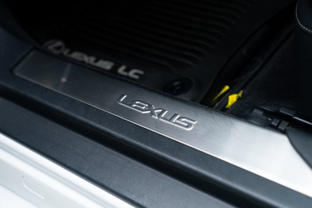 Used 2018 Lexus LC 500 Coupe w/ Touring Package RWD image 24