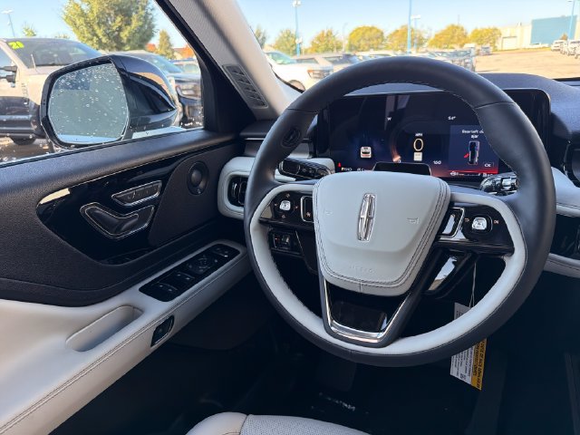 New 2027 Lincoln Aviator AWD image 19