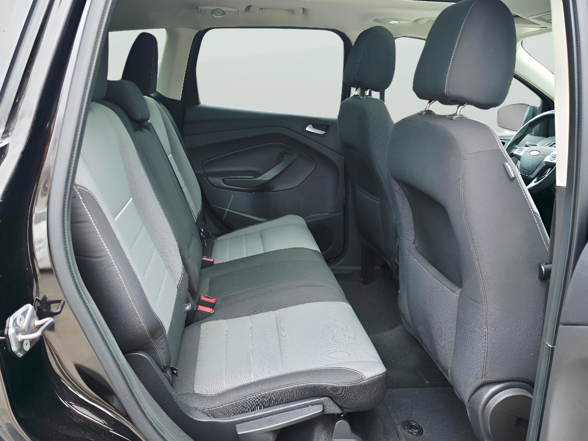 Used 2013 Ford Escape SE image 15