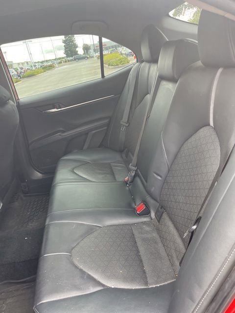 Used 2021 Toyota Camry XSE image 10
