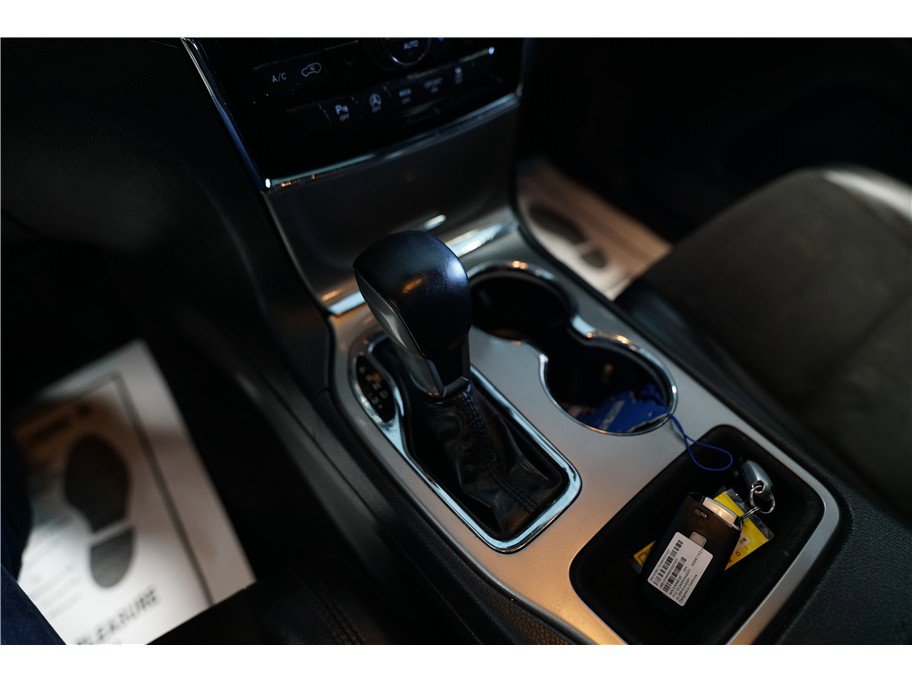 Used 2019 Jeep Grand Cherokee Altitude image 20