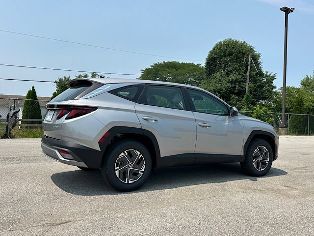New 2026 Hyundai Tucson Blue SE AWD/4WD image 5