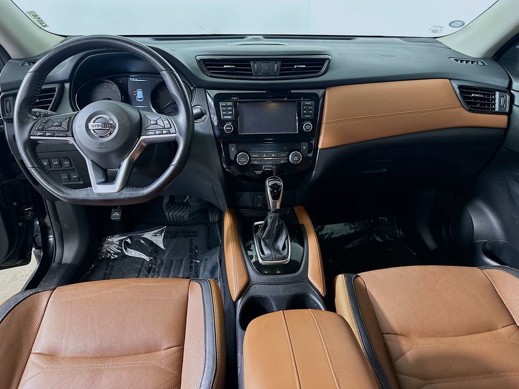 Used 2017 Nissan Rogue SL w/ SL Premium Package image 18