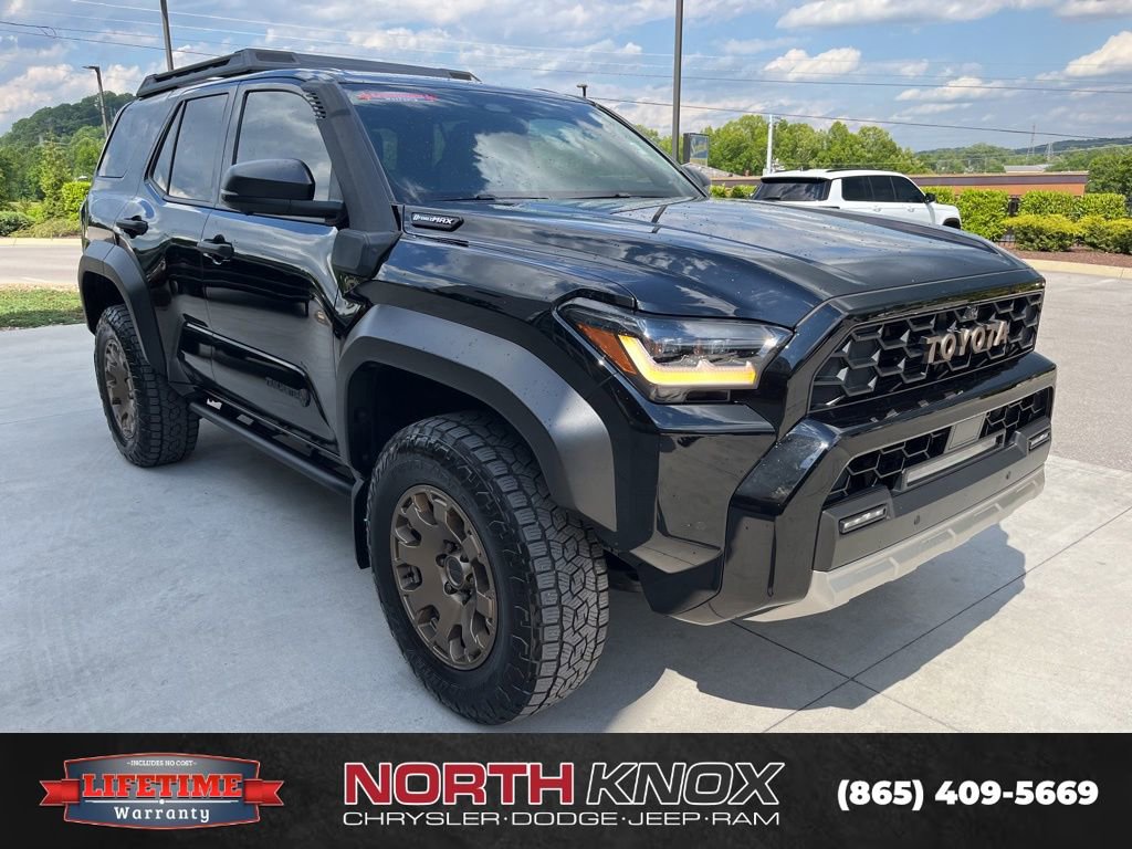 Used 2025 Toyota 4Runner Trailhunter AWD/4WD image 30