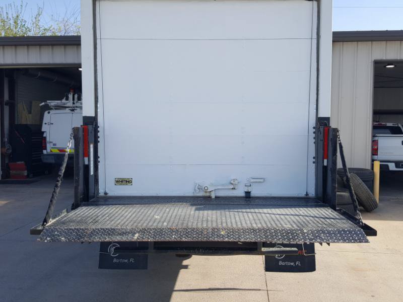 Used 2017 GMC Savana 3500 RWD image 11