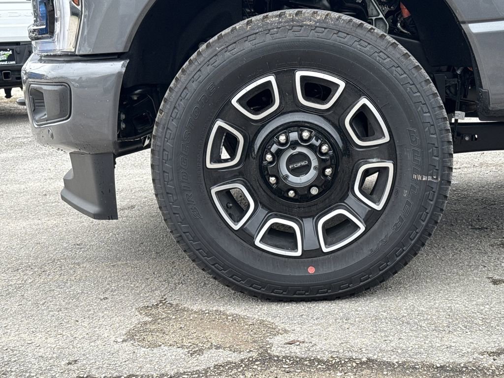 New 2026 Ford F250 Platinum AWD/4WD image 8