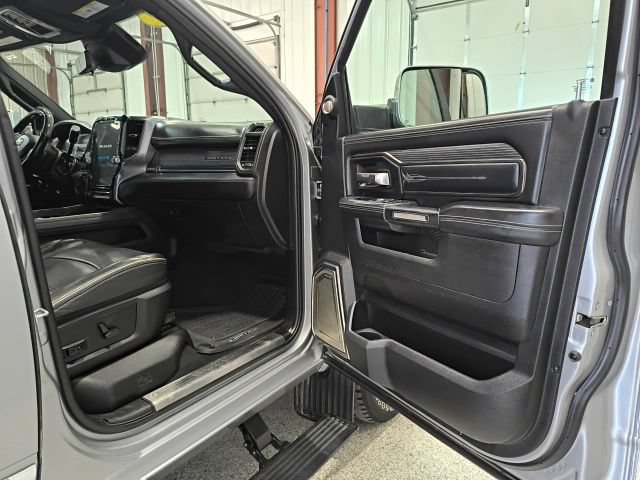 Used 2021 RAM 3500 Limited AWD/4WD image 24