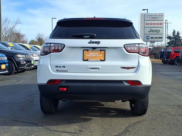 Used 2024 Jeep Compass Trailhawk image 4