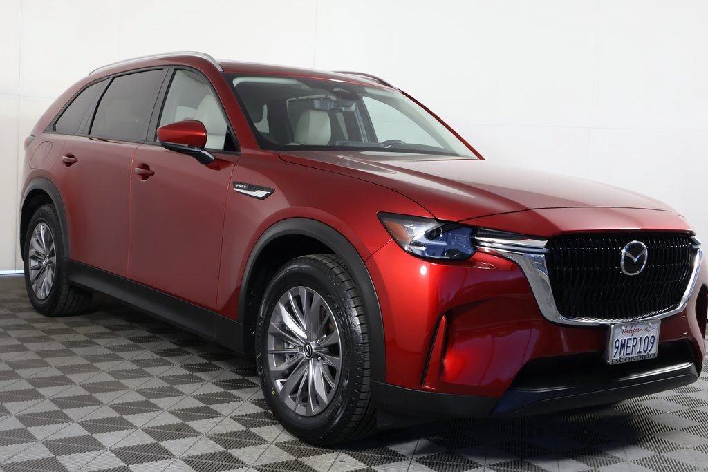Certified 2024 MAZDA CX-90 Plug-In Hybrid w/ Preferred AWD/4WD image 4