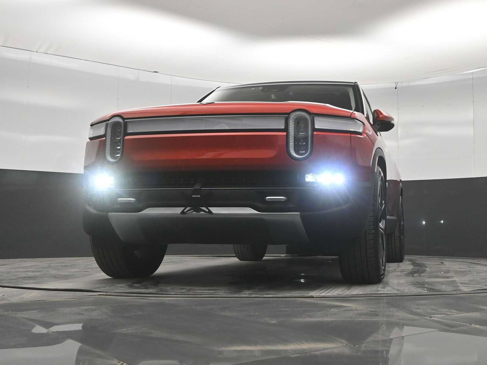Used 2023 Rivian R1S Adventure Quad AWD/4WD image 35
