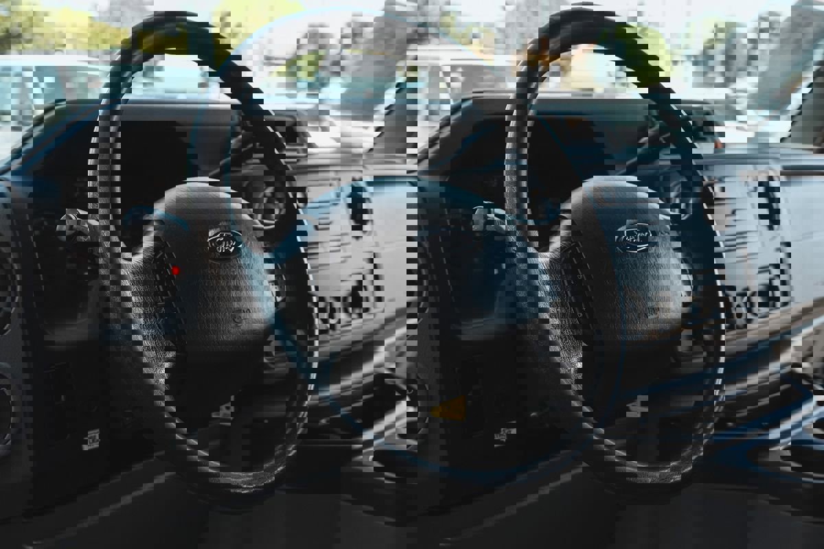 Used 2013 Ford E-150 and Econoline 150 image 18