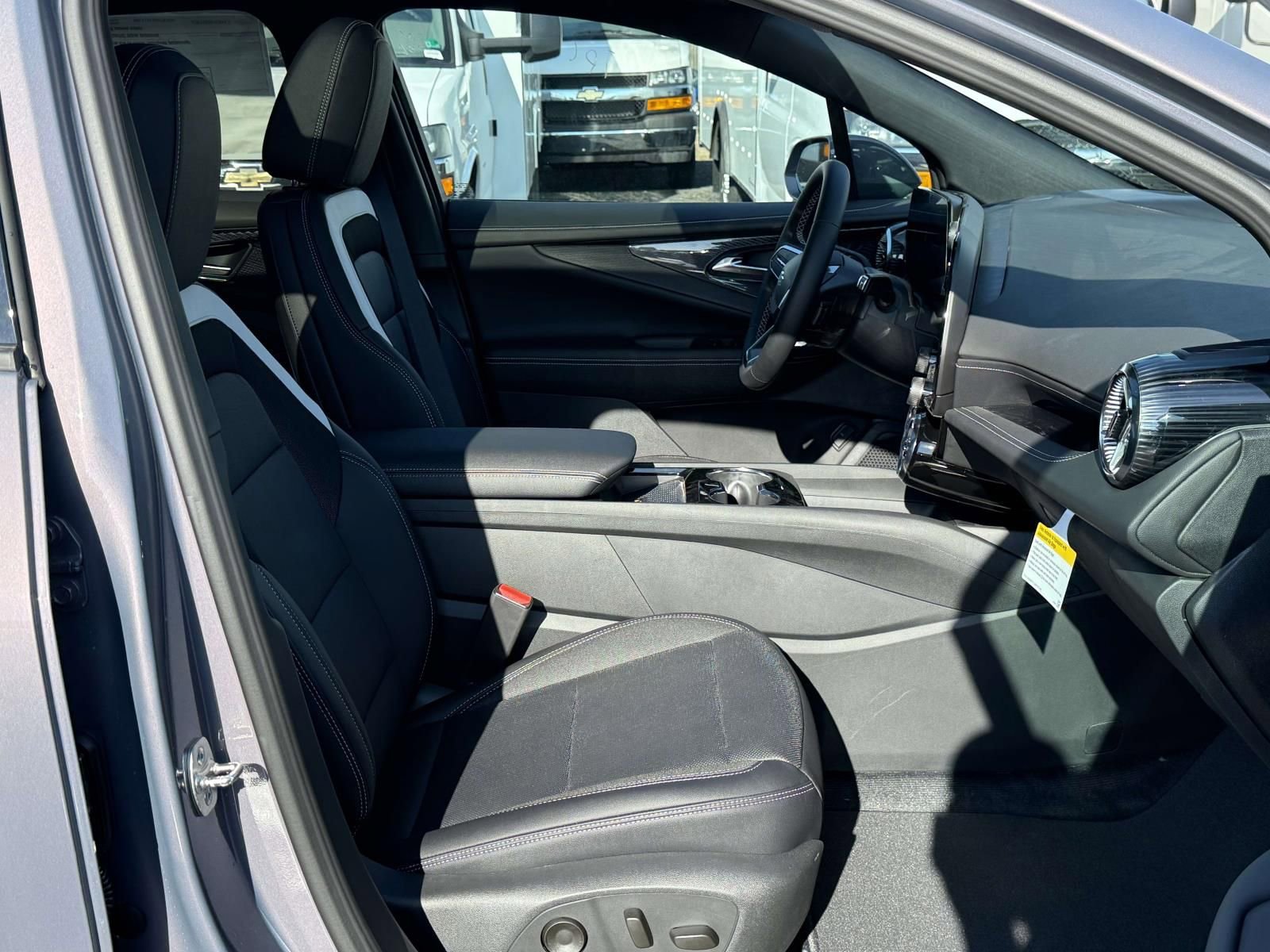 New 2026 Chevrolet Blazer EV LT image 24