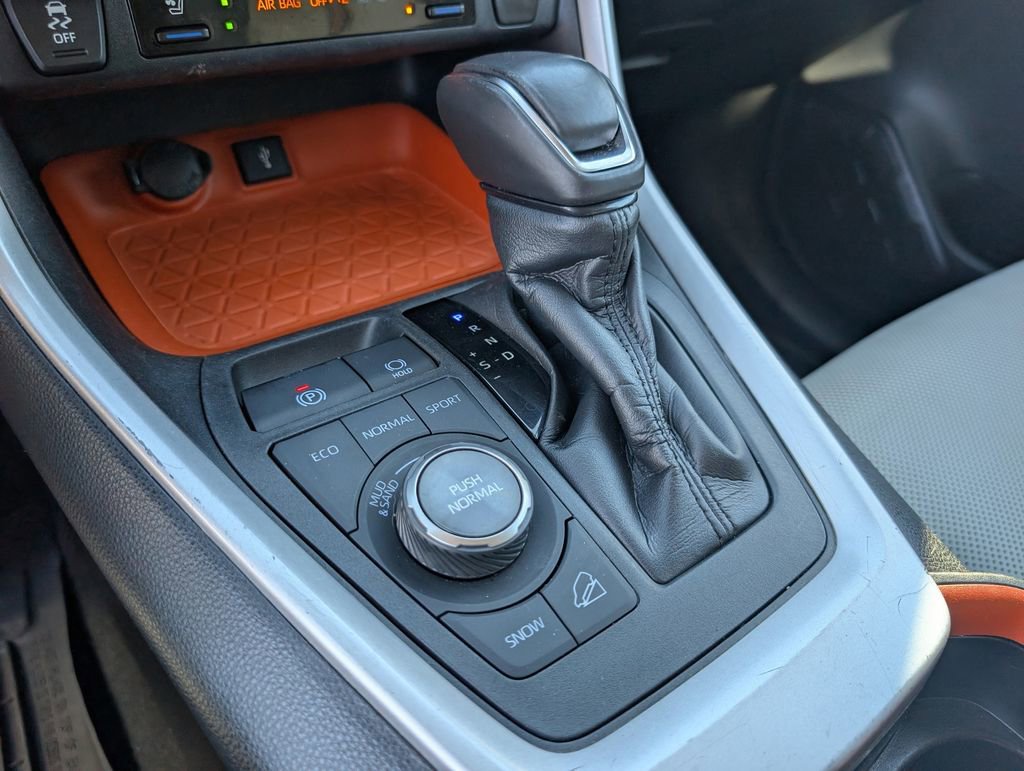 Used 2020 Toyota RAV4 Adventure image 28