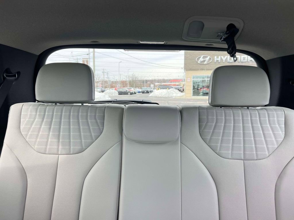 Used 2025 Hyundai Palisade Limited image 12