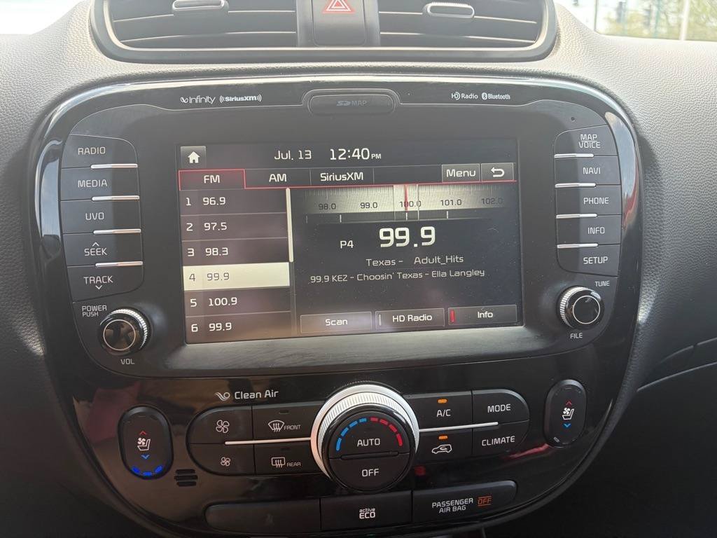 Used 2015 Kia Soul ! w/ Sun & Sound Package FWD image 31