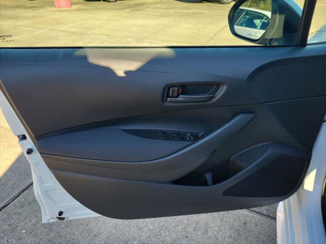 Certified 2025 Toyota Corolla LE image 11